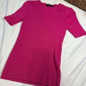 Jessica Fuchsia Ribbed Short Sleeve Top